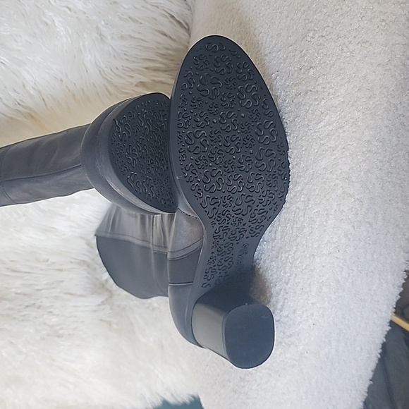 SoftWalk Gorgeous Katia tall black boots Size 11M - Picture 8 of 11